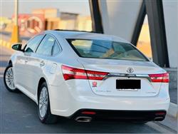 تويوتا أفالون